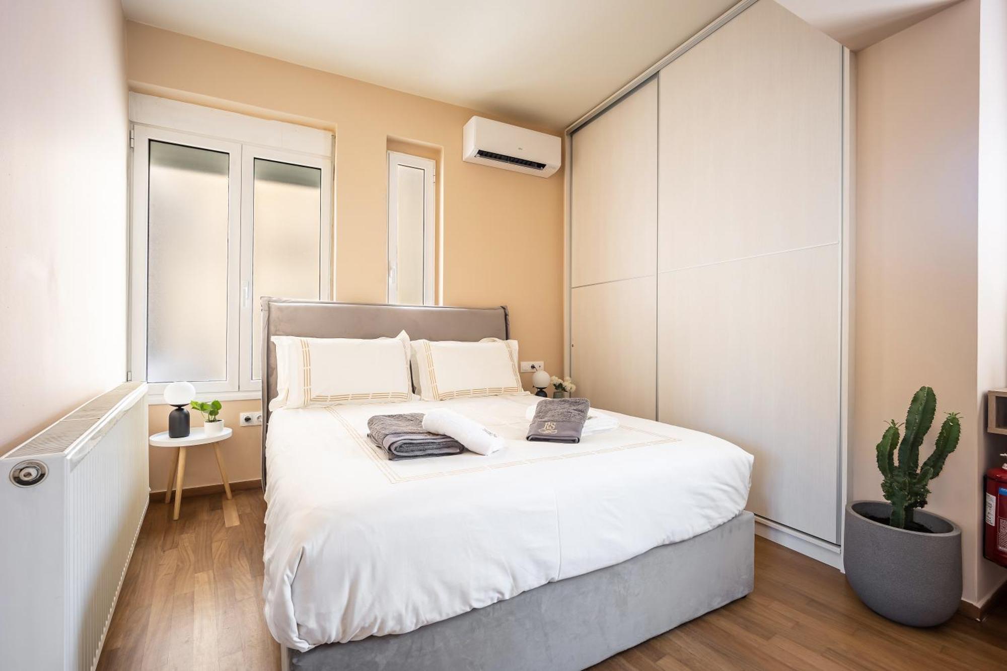 Oasis Athens - Boutique Suites Zewnętrze zdjęcie