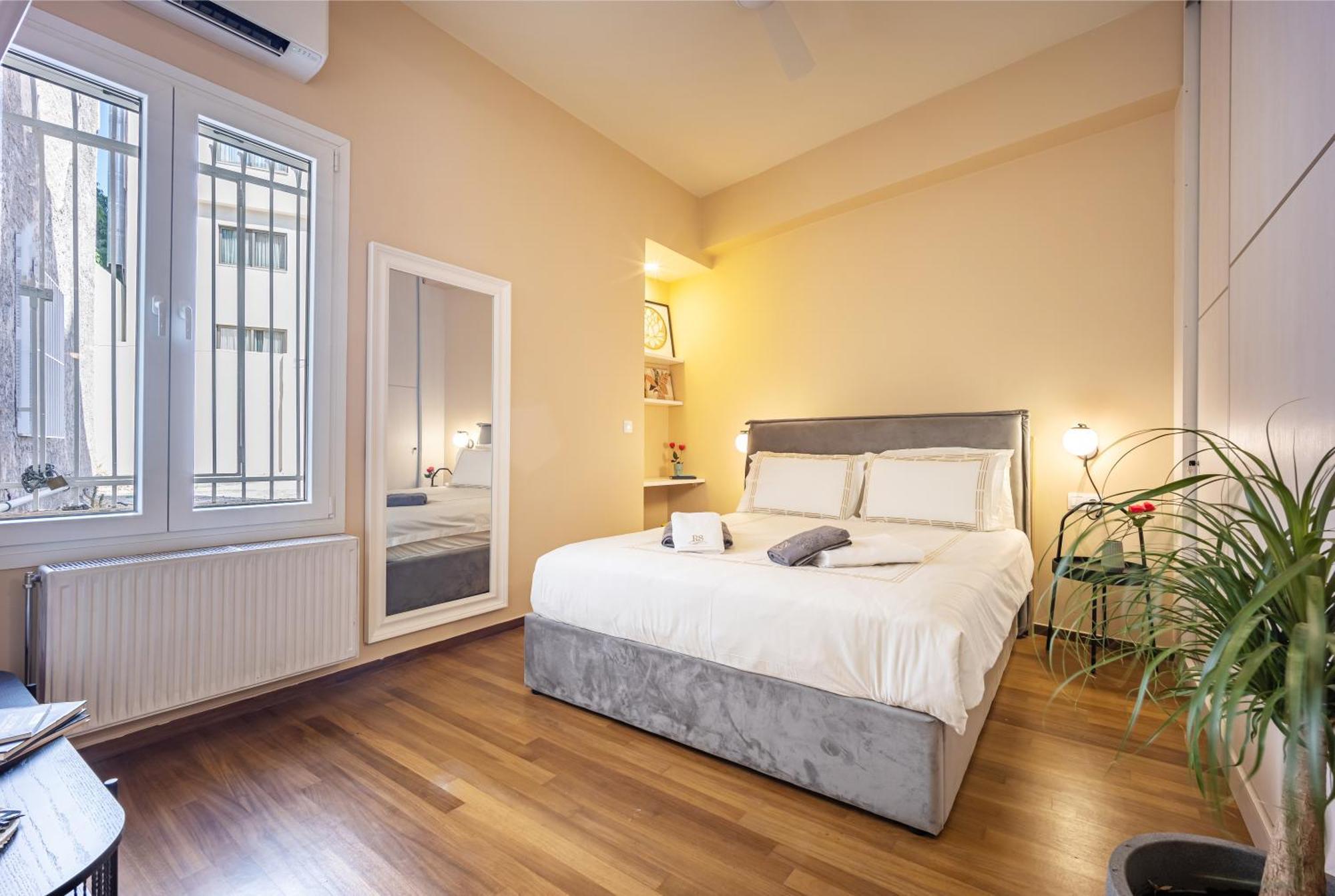 Oasis Athens - Boutique Suites Zewnętrze zdjęcie